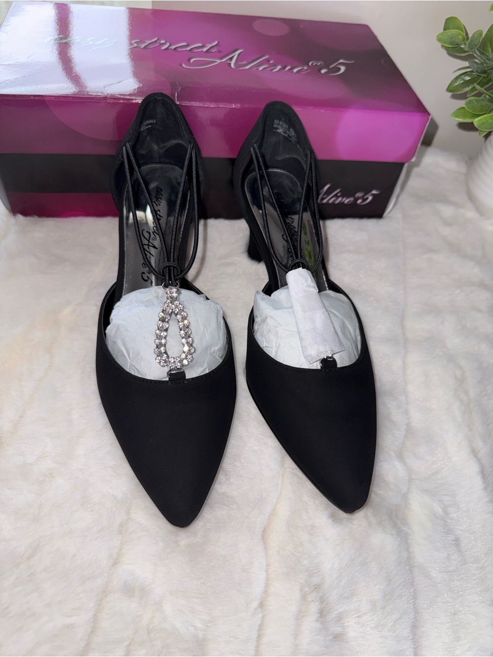 Easy Street Black Pointed-Toe Slingback Heels with Rhinestone Teardrop - SZ 5.5